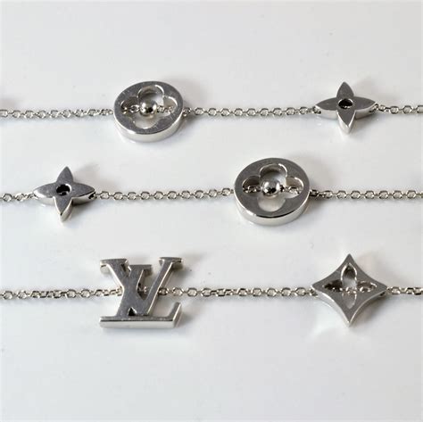 lv pearl necklace|louis vuitton monogram necklace.